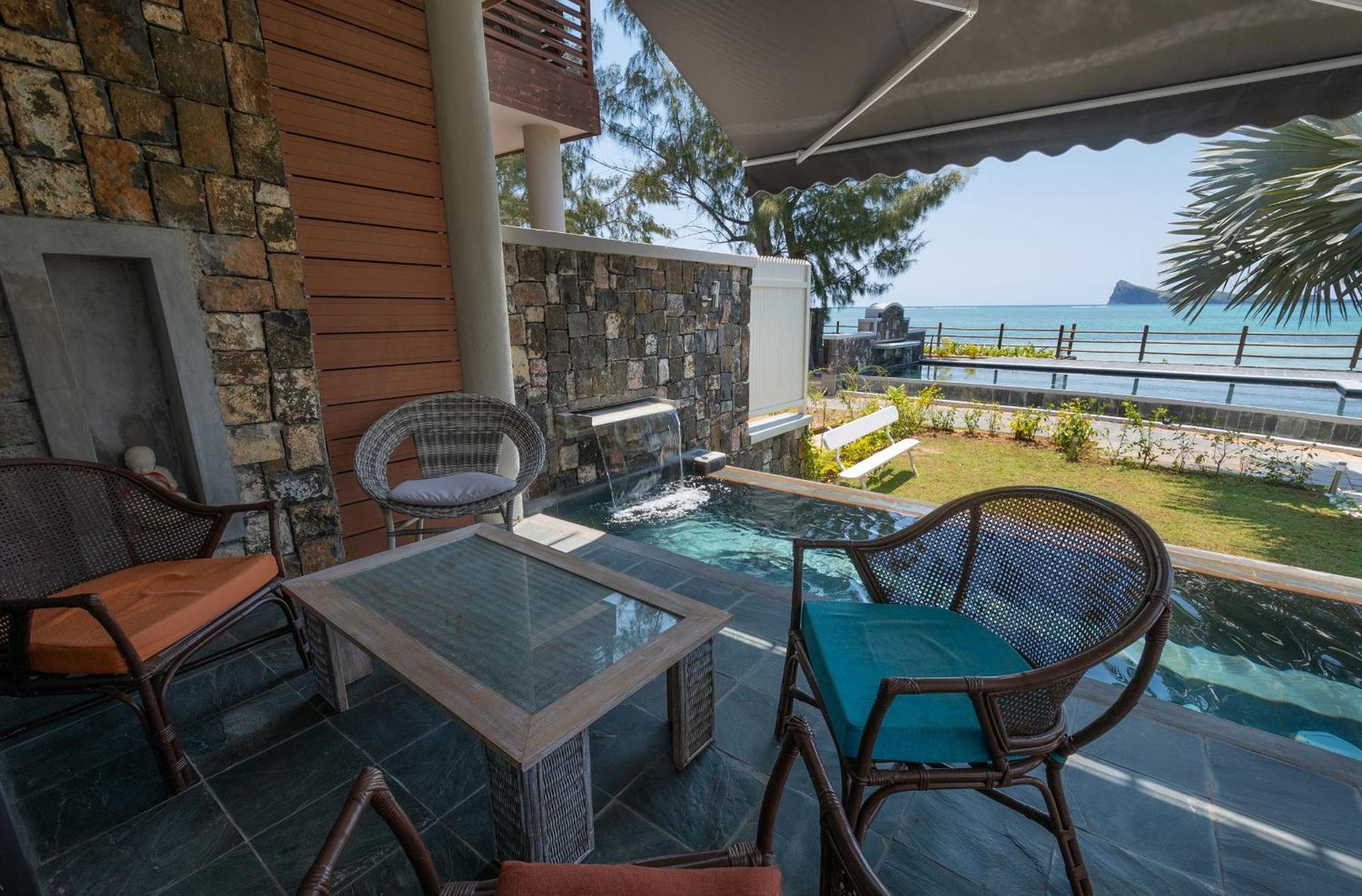 Luxury Beachfront Duplex, Coin De Mire View / 3Bed Кап Малюро Екстериор снимка